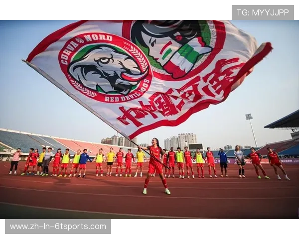 足球床上用品是否融入比赛图案满足球迷对球队文化的私密表达